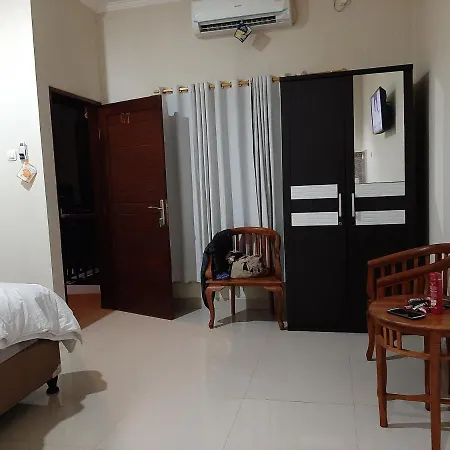 Pondok Giri Guest House